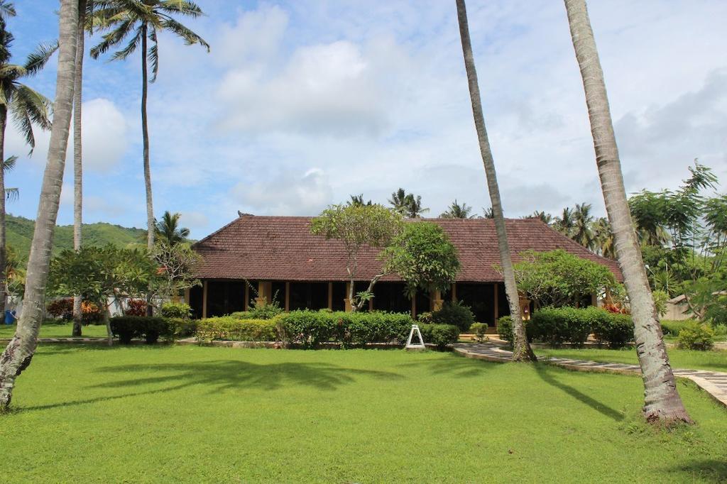 Tastura Beach Hotel Kuta  ภายนอก รูปภาพ
